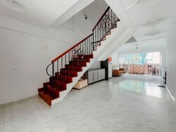 Blk 340 Jurong East Avenue 1 (Jurong East), HDB Executive #580760671